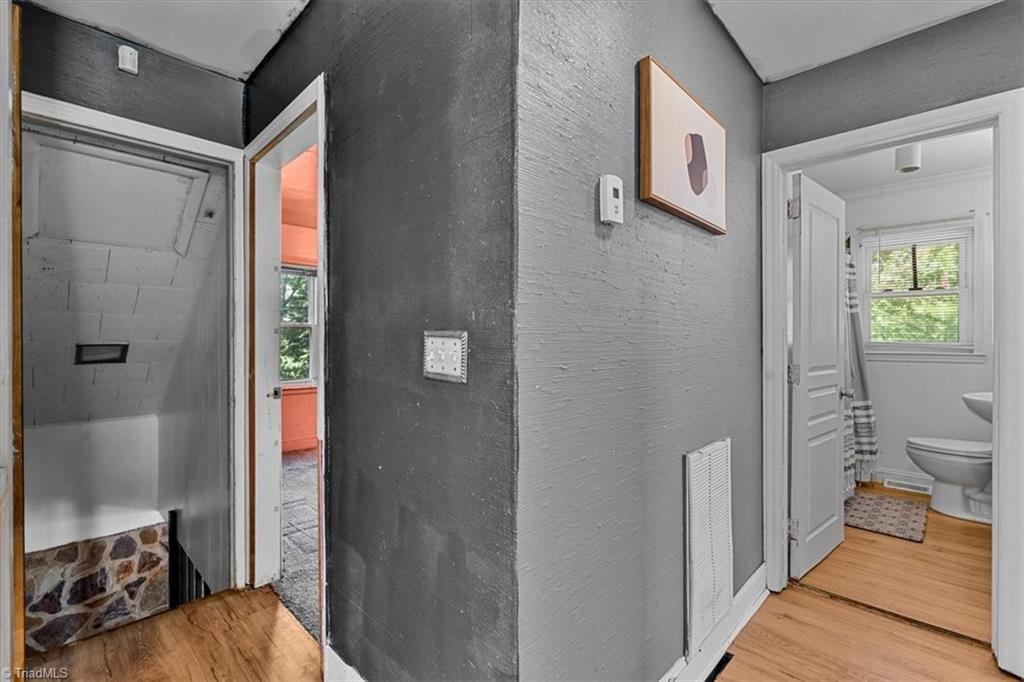 509 Woodrow Avenue High Point, NC 27262 - Photo 23 of 33