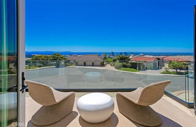 $10,498,000 | 4 Narbonne, Newport Beach, CA 92660