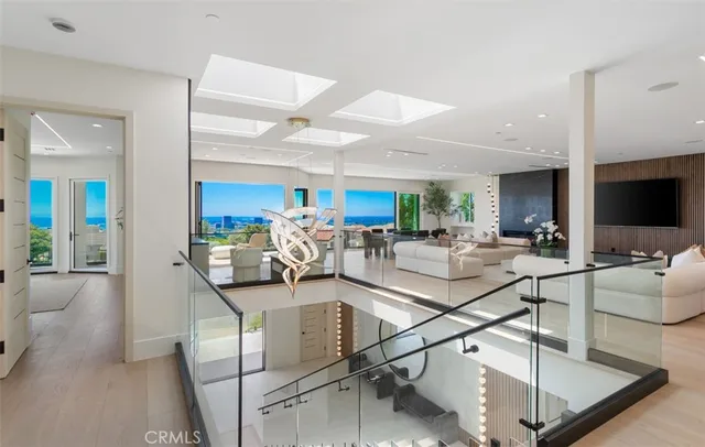 $10,498,000 | 4 Narbonne, Newport Beach, CA 92660