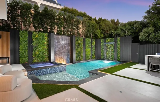 $10,498,000 | 4 Narbonne, Newport Beach, CA 92660