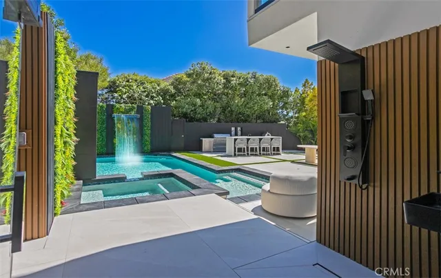 $10,498,000 | 4 Narbonne, Newport Beach, CA 92660