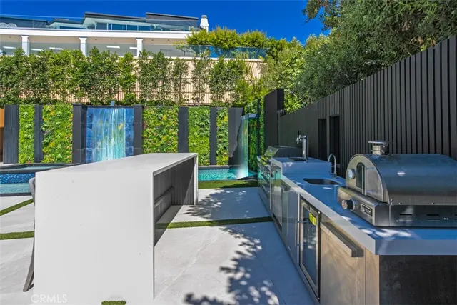 $10,498,000 | 4 Narbonne, Newport Beach, CA 92660