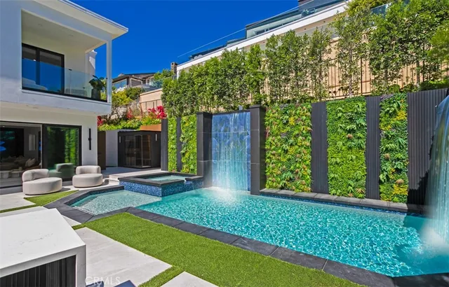 $10,498,000 | 4 Narbonne, Newport Beach, CA 92660