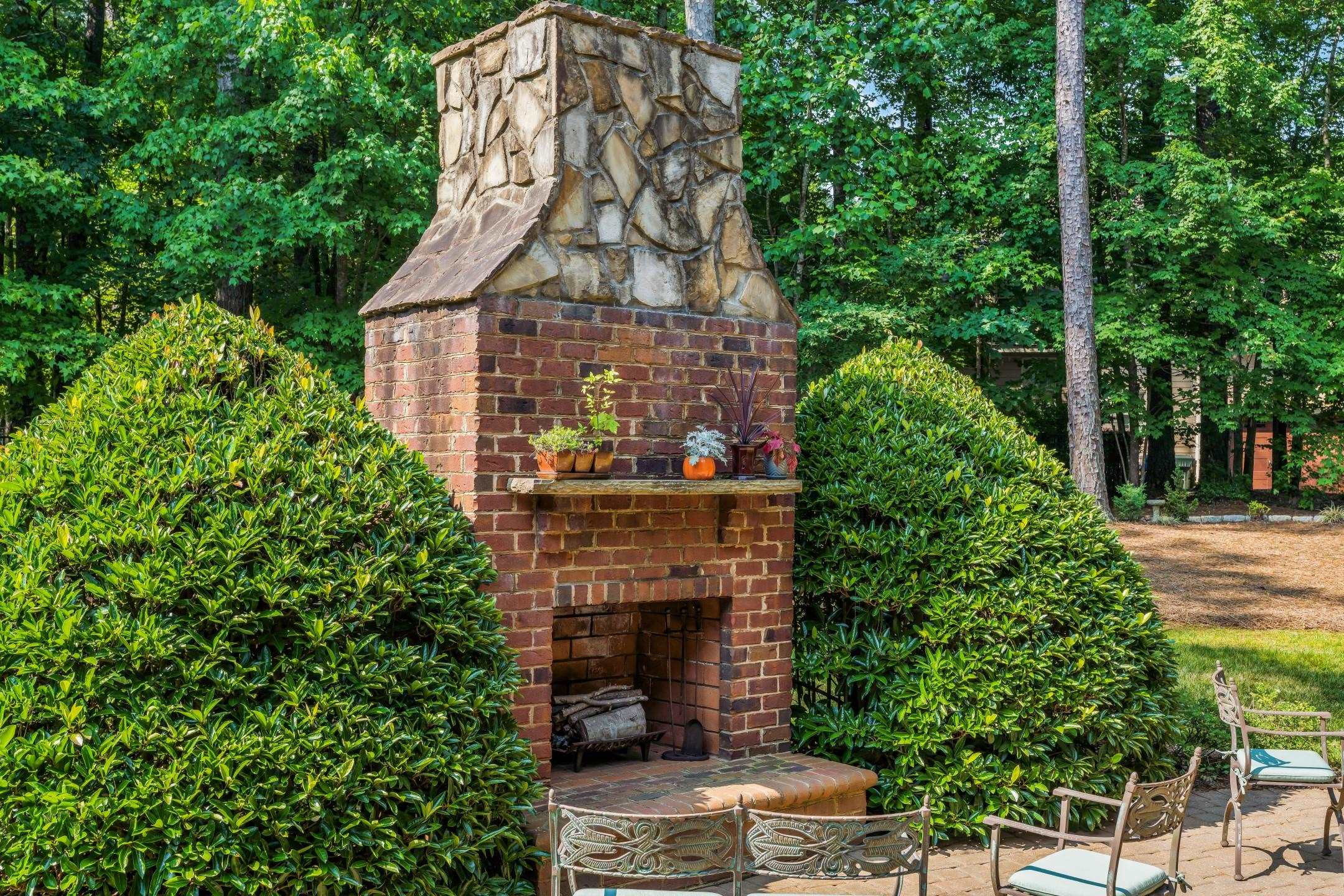 2415 Trenton Woods Way Raleigh, NC 27607 - Photo 42 of 48 Photo 42
