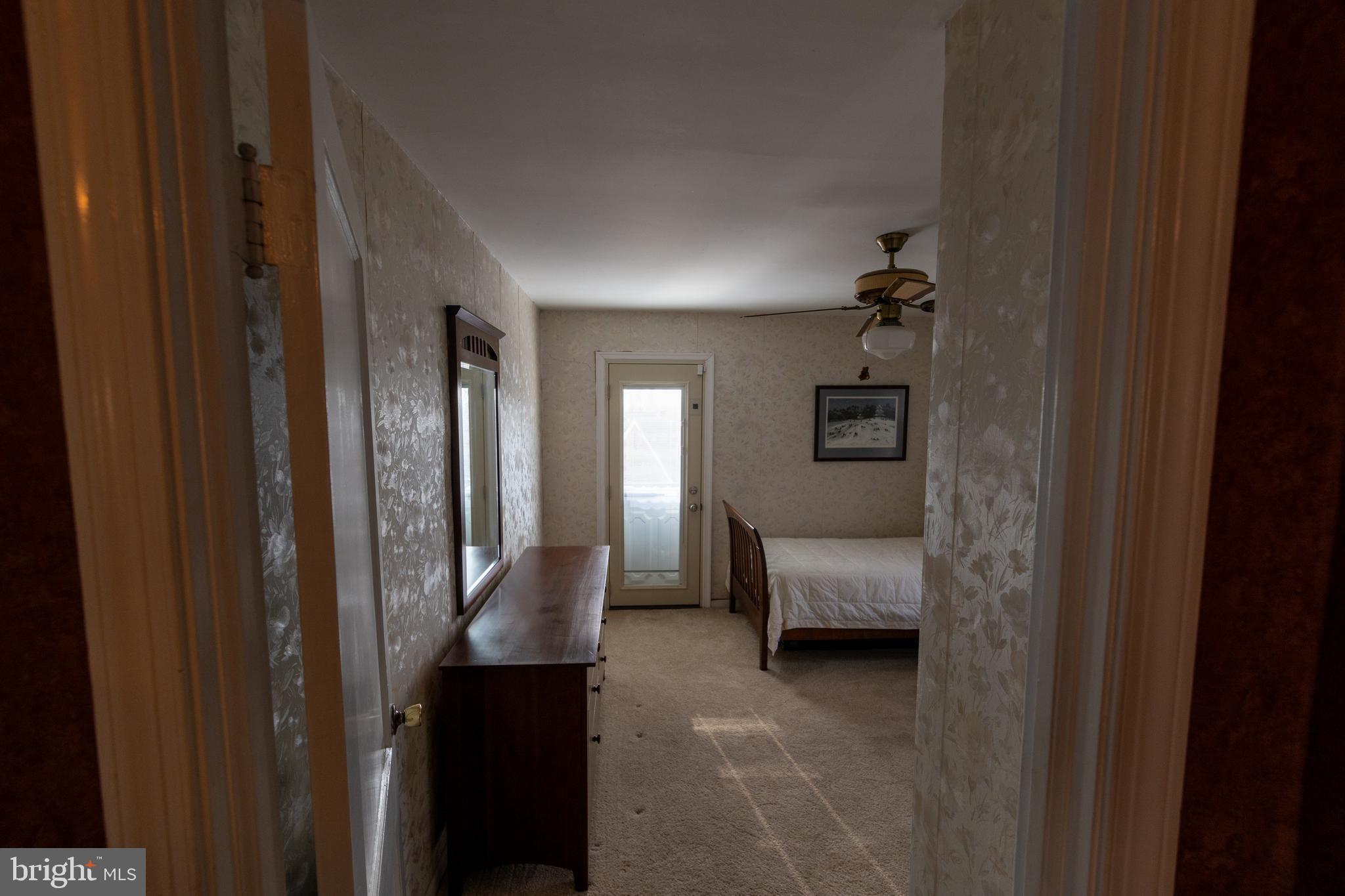 7614 Hasbrook Avenue Philadelphia, PA 19111 - Photo 37 of 55