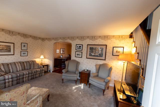 7614 Hasbrook Avenue Philadelphia, PA 19111 - Photo 10 of 55