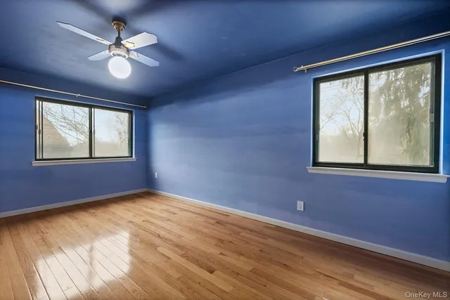 $1,200,000 | 2 Cricket Club Drive, Roslyn, NY 11576