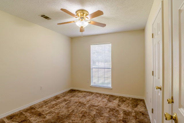 1503 Mulberry Lane Foley, AL 36535 - Photo 12 of 21 1503 Mulberry Ln