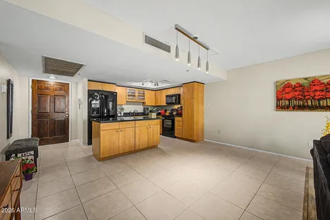 $299,500 | 7860 East Camelback Road, Unit 309, Scottsdale, AZ 85251