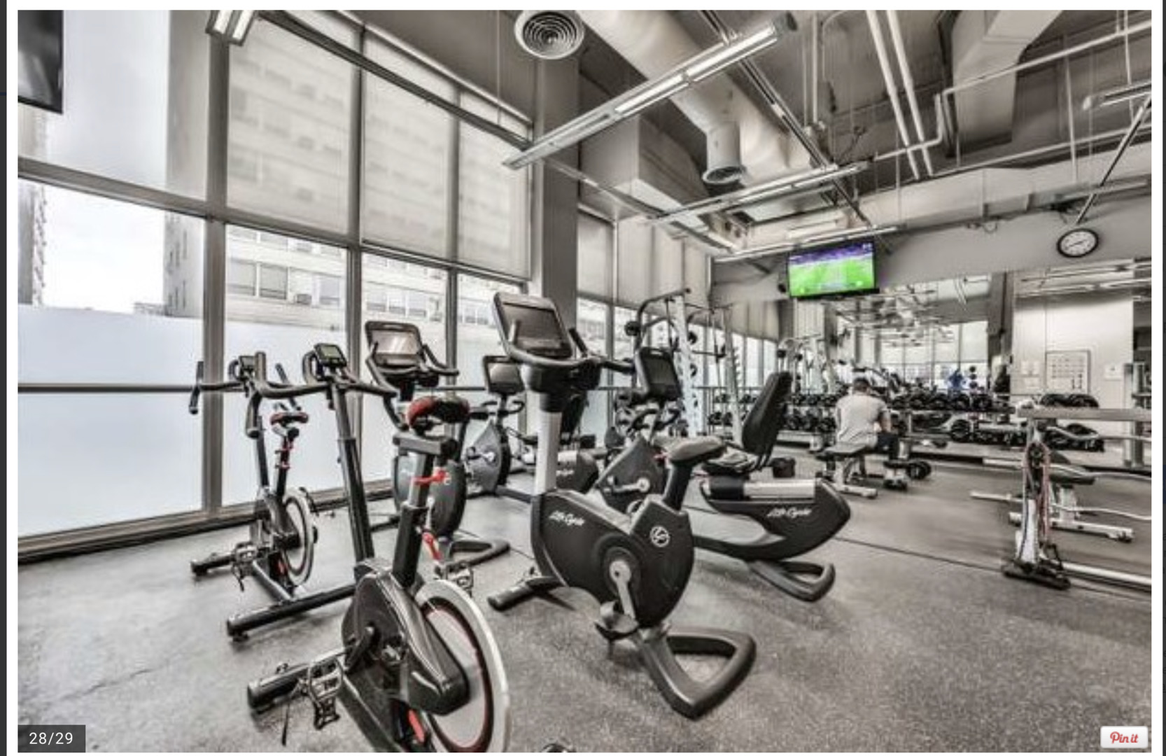 655 West Irving Park Road, Unit 4009 Chicago, IL 60613 - Photo 24 of 27 a view of a room with gym equipment