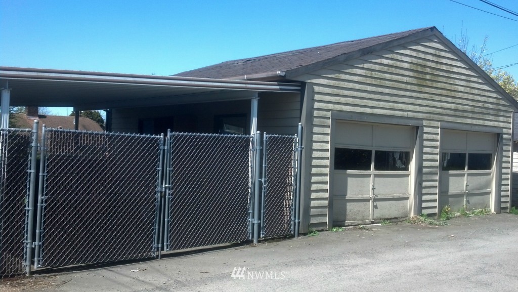 1029 Rockefeller Avenue Everett, WA 98201 - Photo 5 of 10 Gallery Image 5