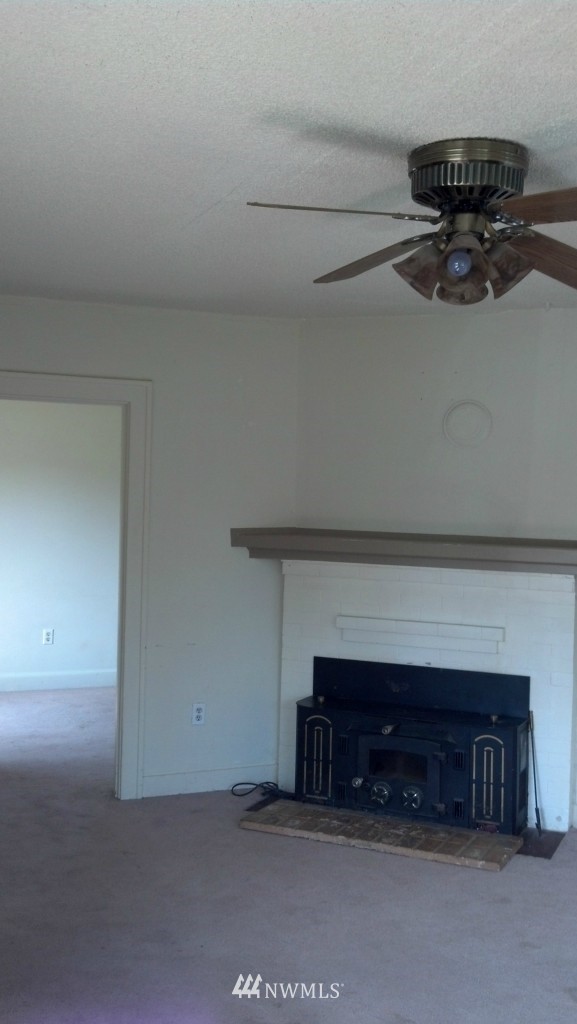 1029 Rockefeller Avenue Everett, WA 98201 - Photo 6 of 10 Gallery Image 6