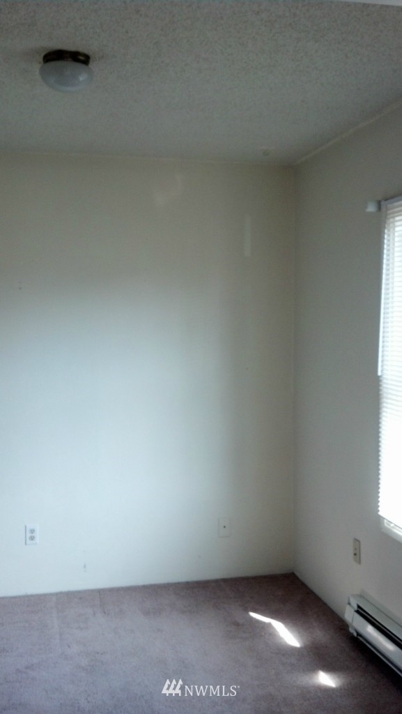1029 Rockefeller Avenue Everett, WA 98201 - Photo 9 of 10 Gallery Image 9