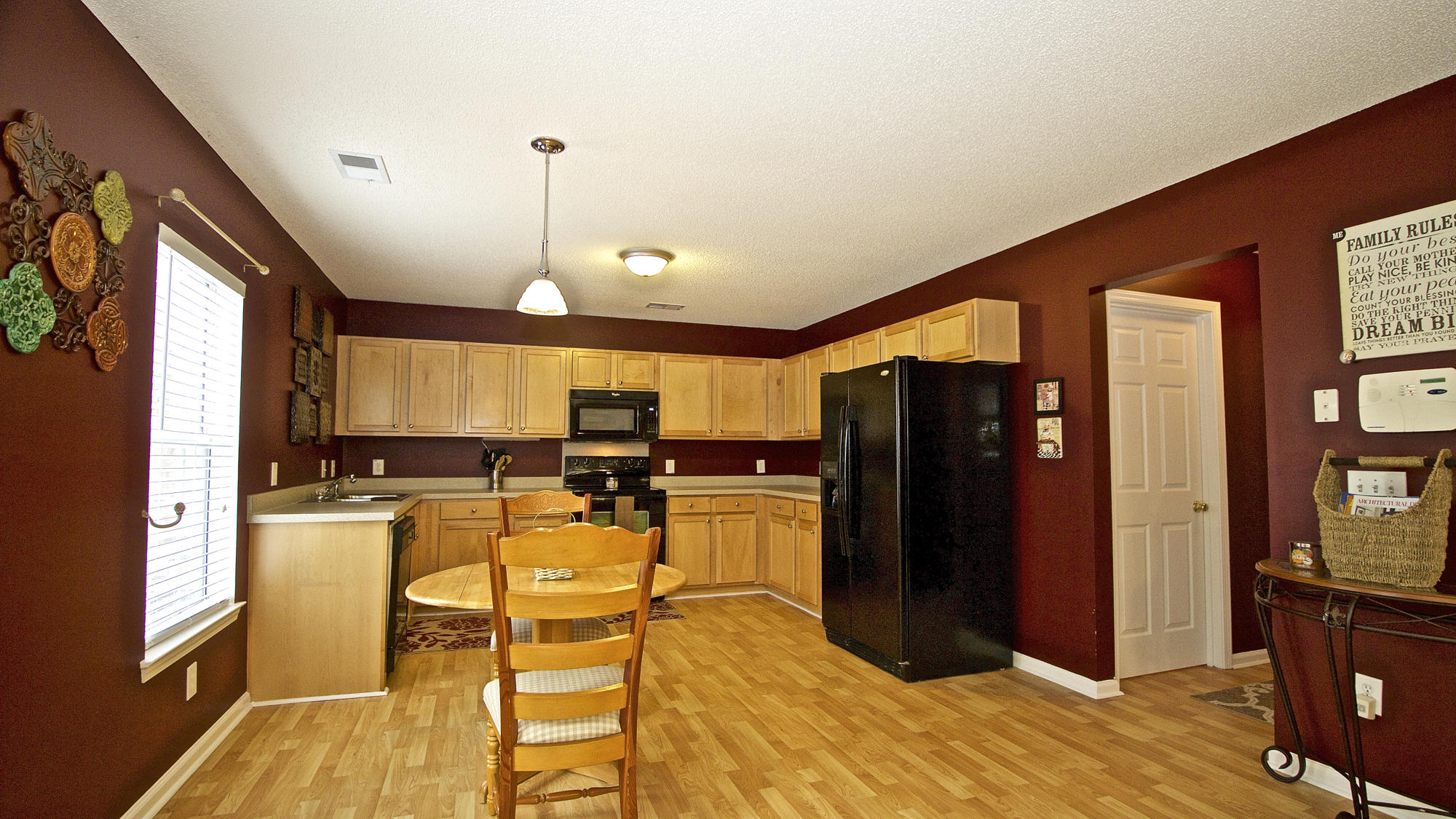 619 State Rd S-8-977 Moncks Corner, SC 29461 - Photo 5 of 24 Eat-in Kitchen