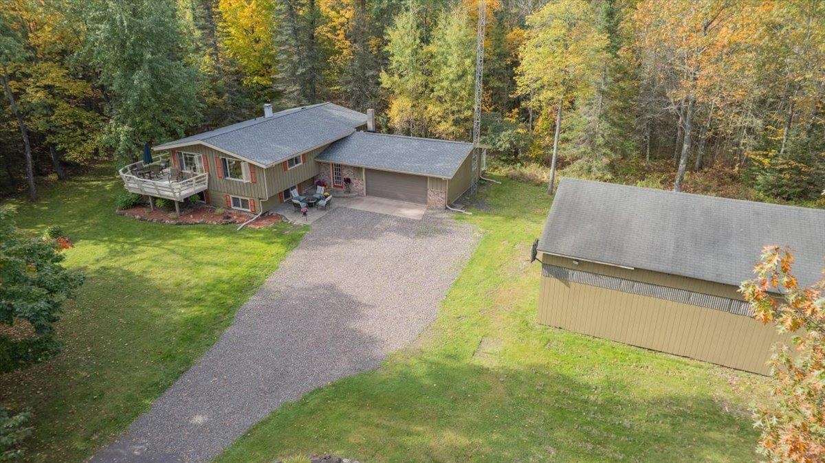6891 South Oakland Road Superior, WI 54880 - Photo 26 of 29 Aerial view of property and surrounding area