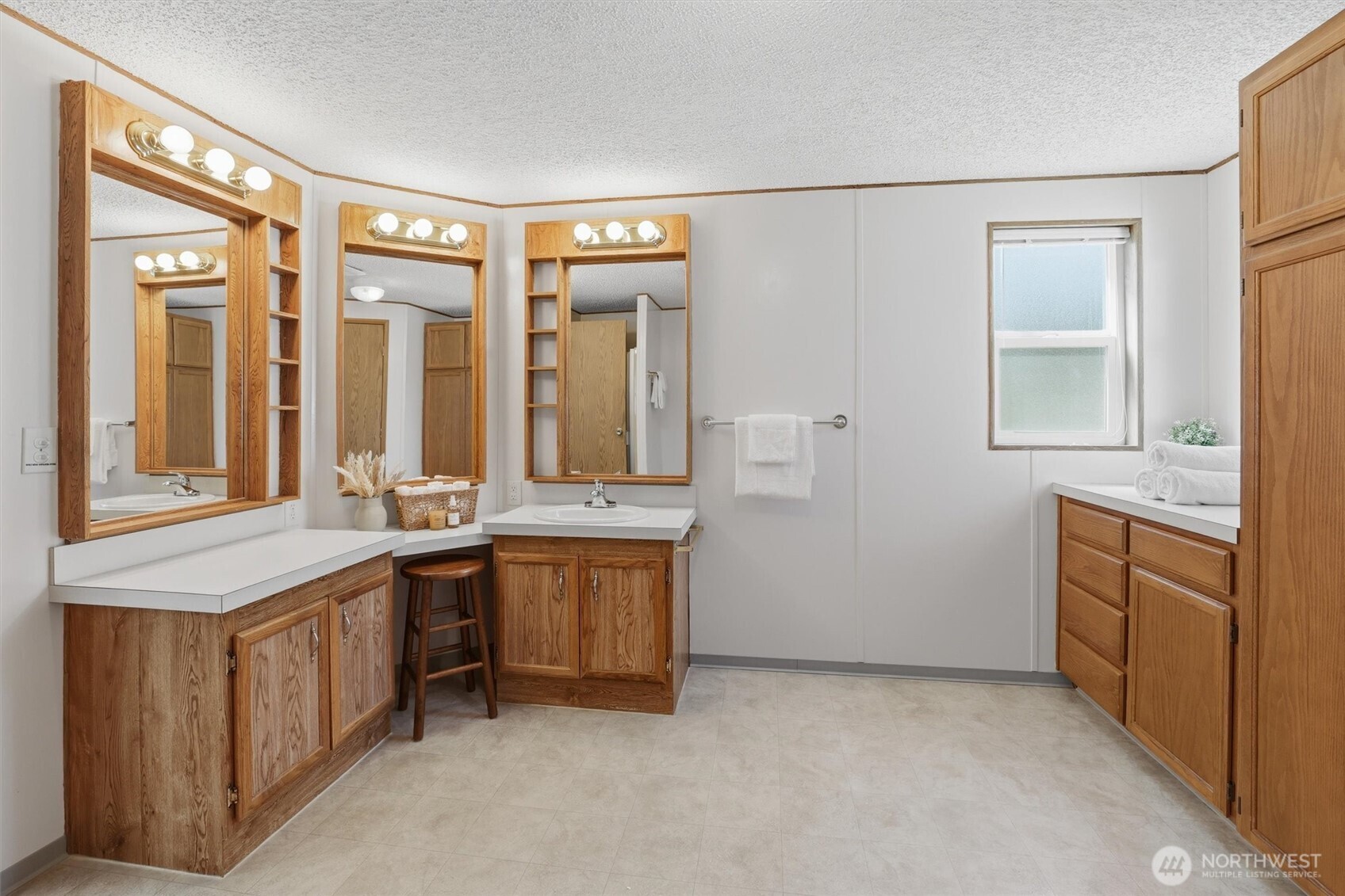 24324 S Park Bothell, WA 98021 - Photo 19 of 40