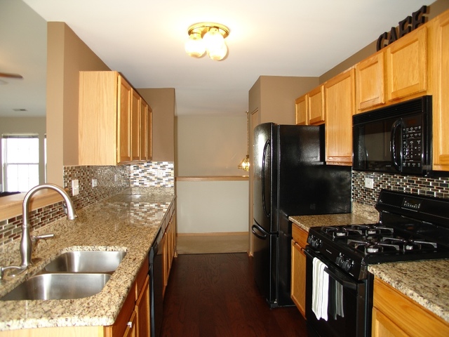 2497 Reflections Drive Aurora, IL 60502 - Photo 14 of 27