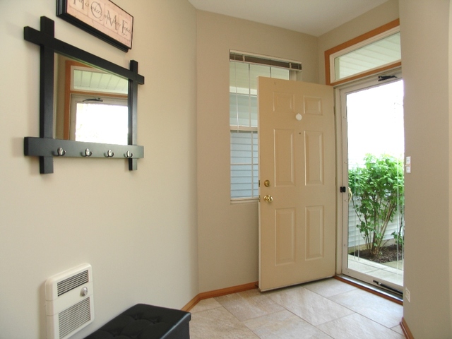 2497 Reflections Drive Aurora, IL 60502 - Photo 6 of 27