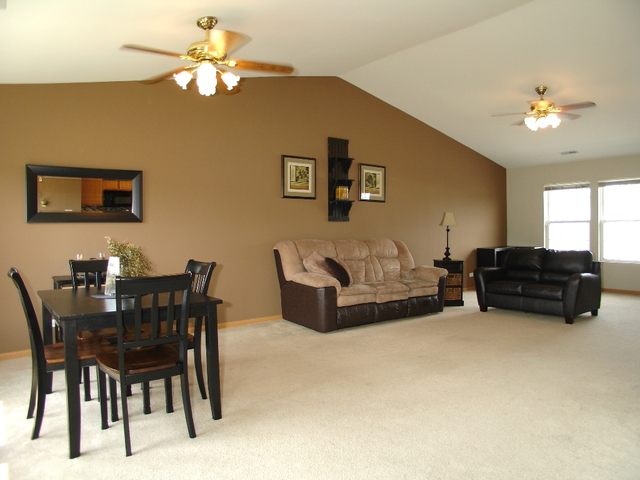 2497 Reflections Drive Aurora, IL 60502 - Photo 10 of 27