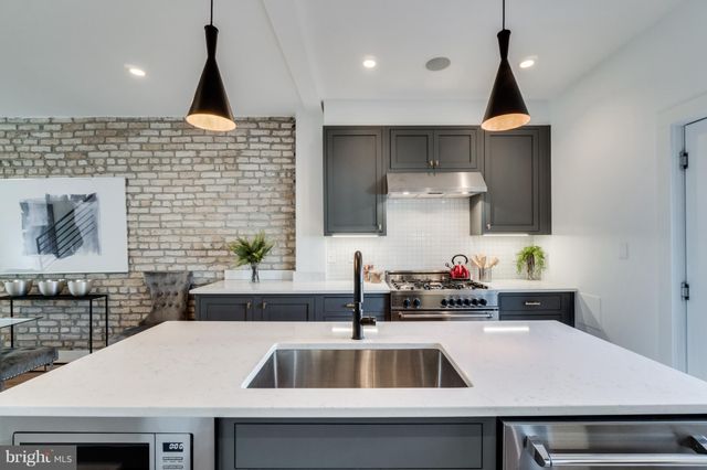 $921,000 | 1105 Abbey Place Northeast, Washington, DC 20002