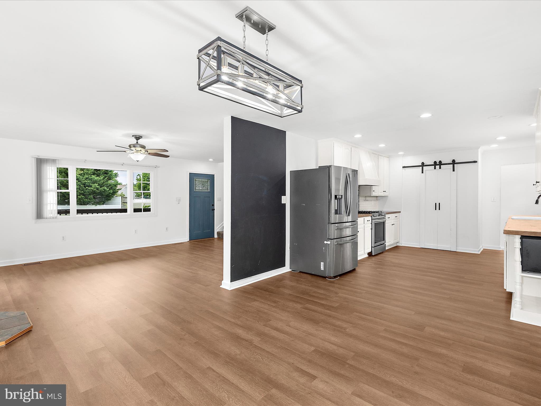 8475 Sexton Road Pasadena, MD 21122 - Photo 4 of 58 Open Concept Main Floor