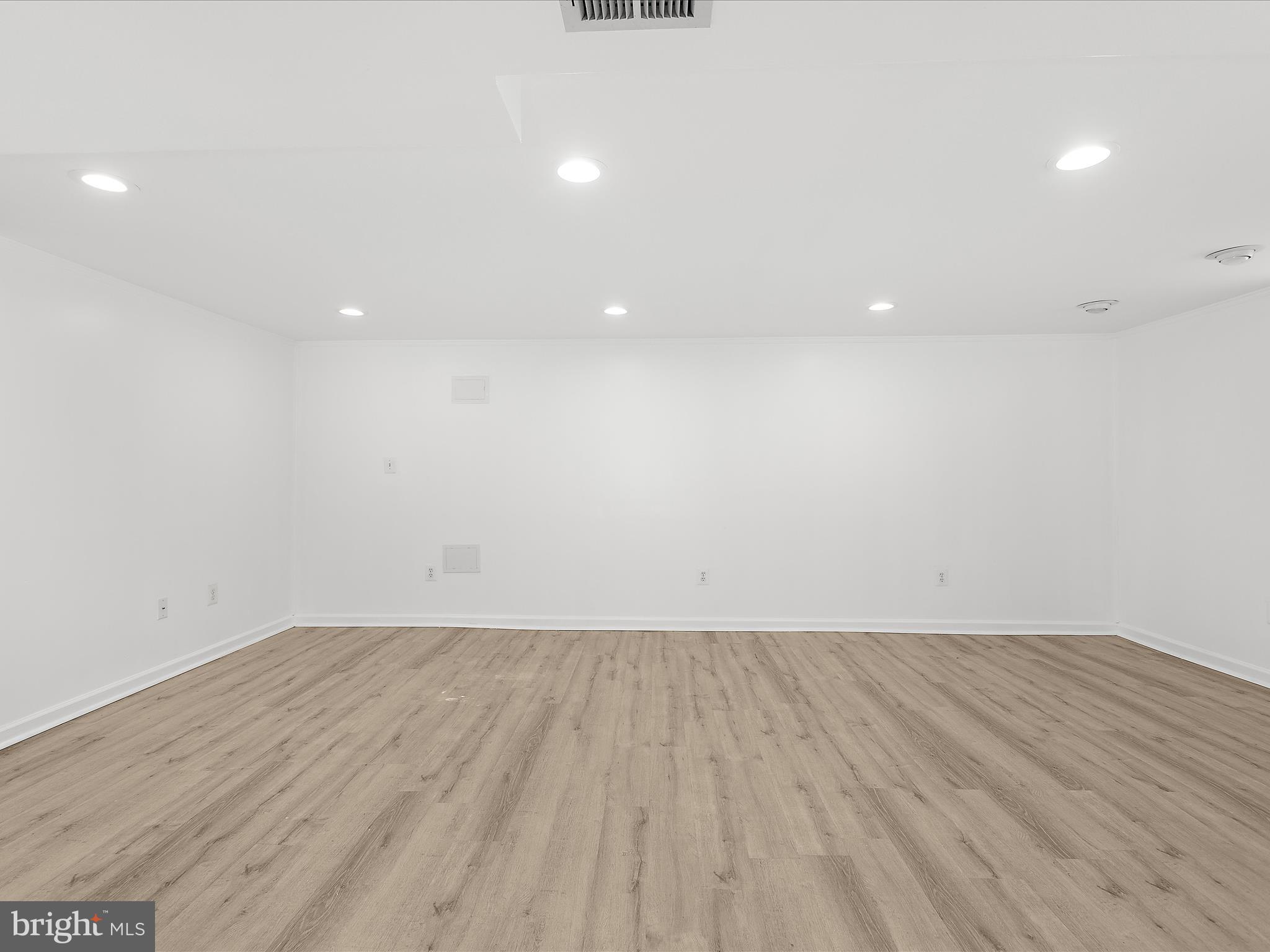 8475 Sexton Road Pasadena, MD 21122 - Photo 43 of 58 Basement Living Room