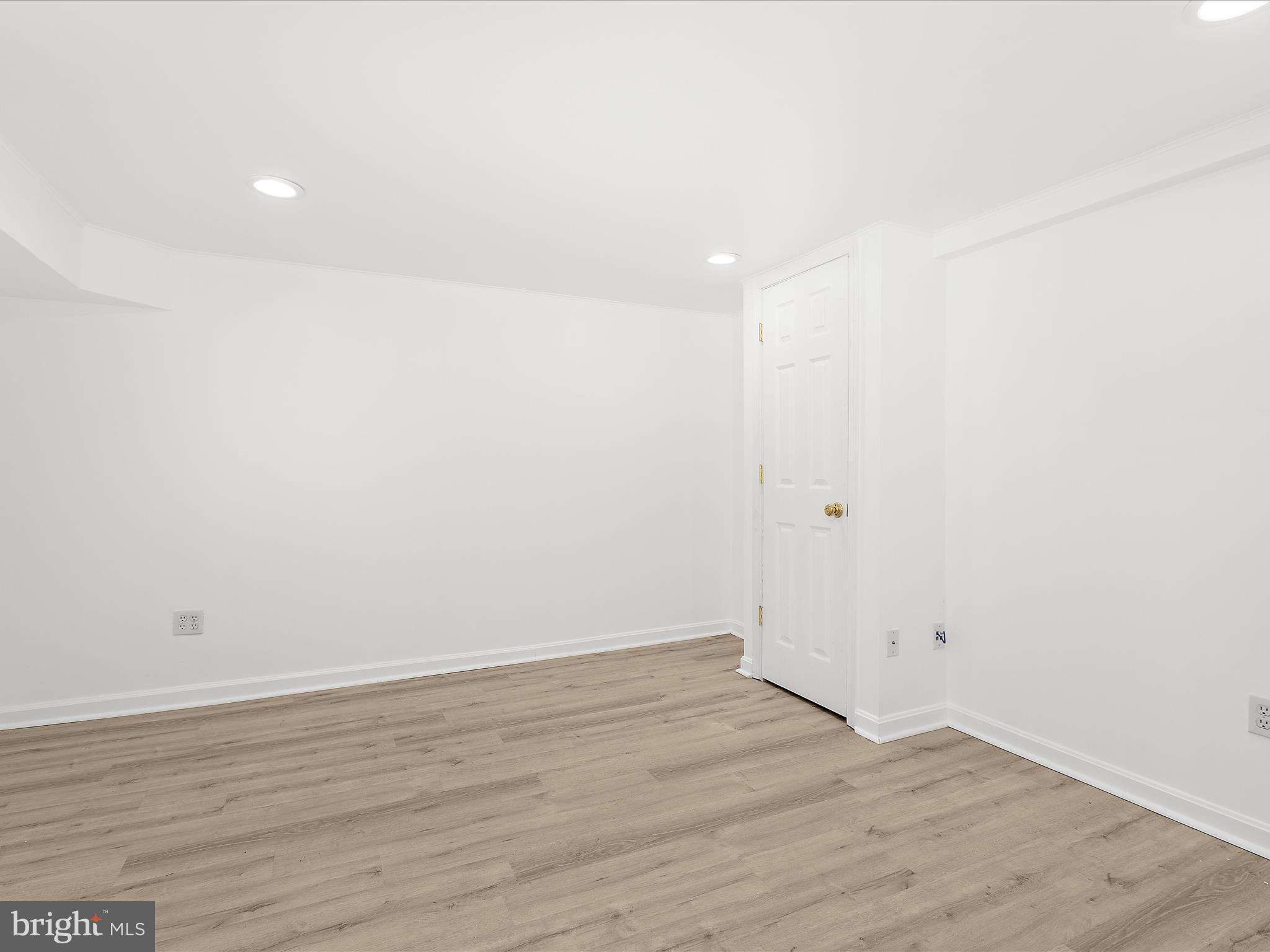 8475 Sexton Road Pasadena, MD 21122 - Photo 45 of 58 a view of an empty room