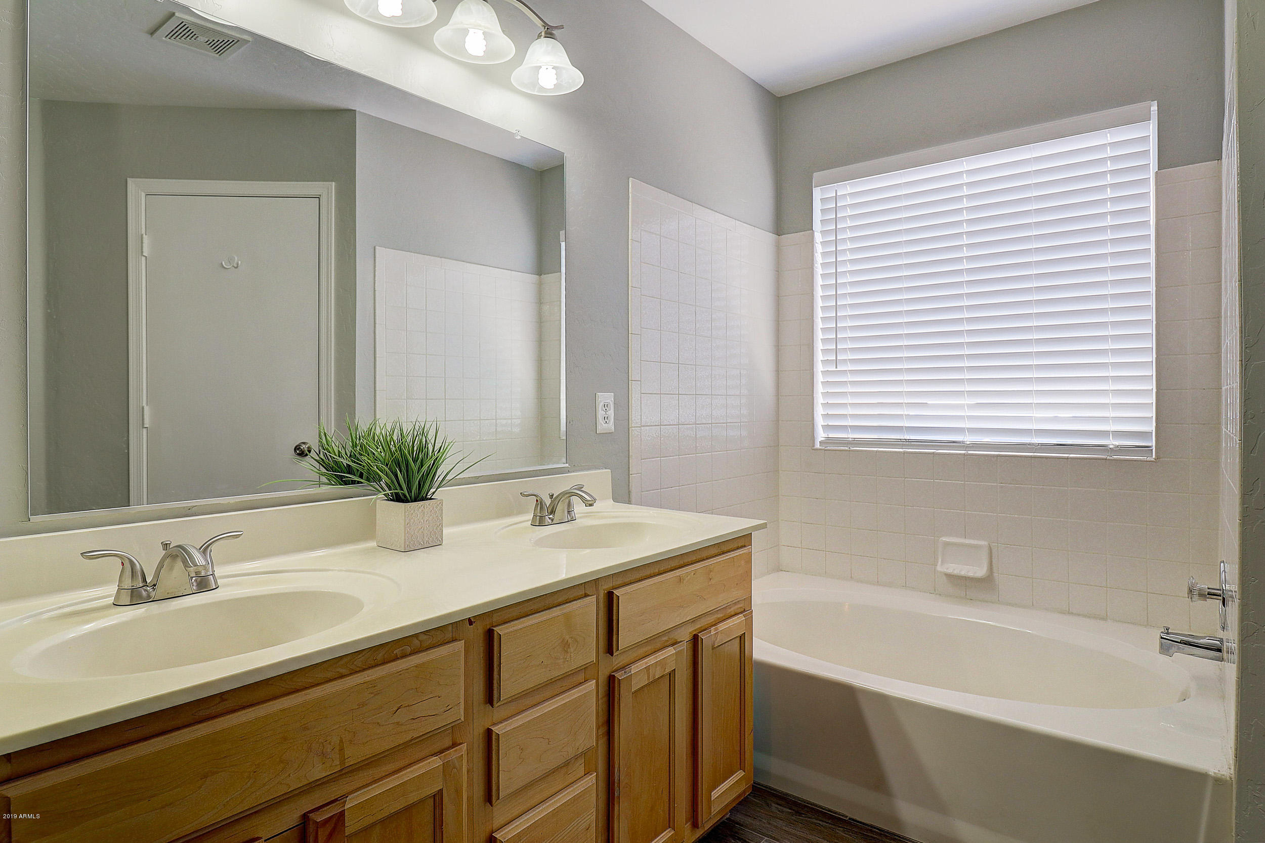 2046 East Devon Road Gilbert, AZ 85296 - Photo 26 of 30 B (25)