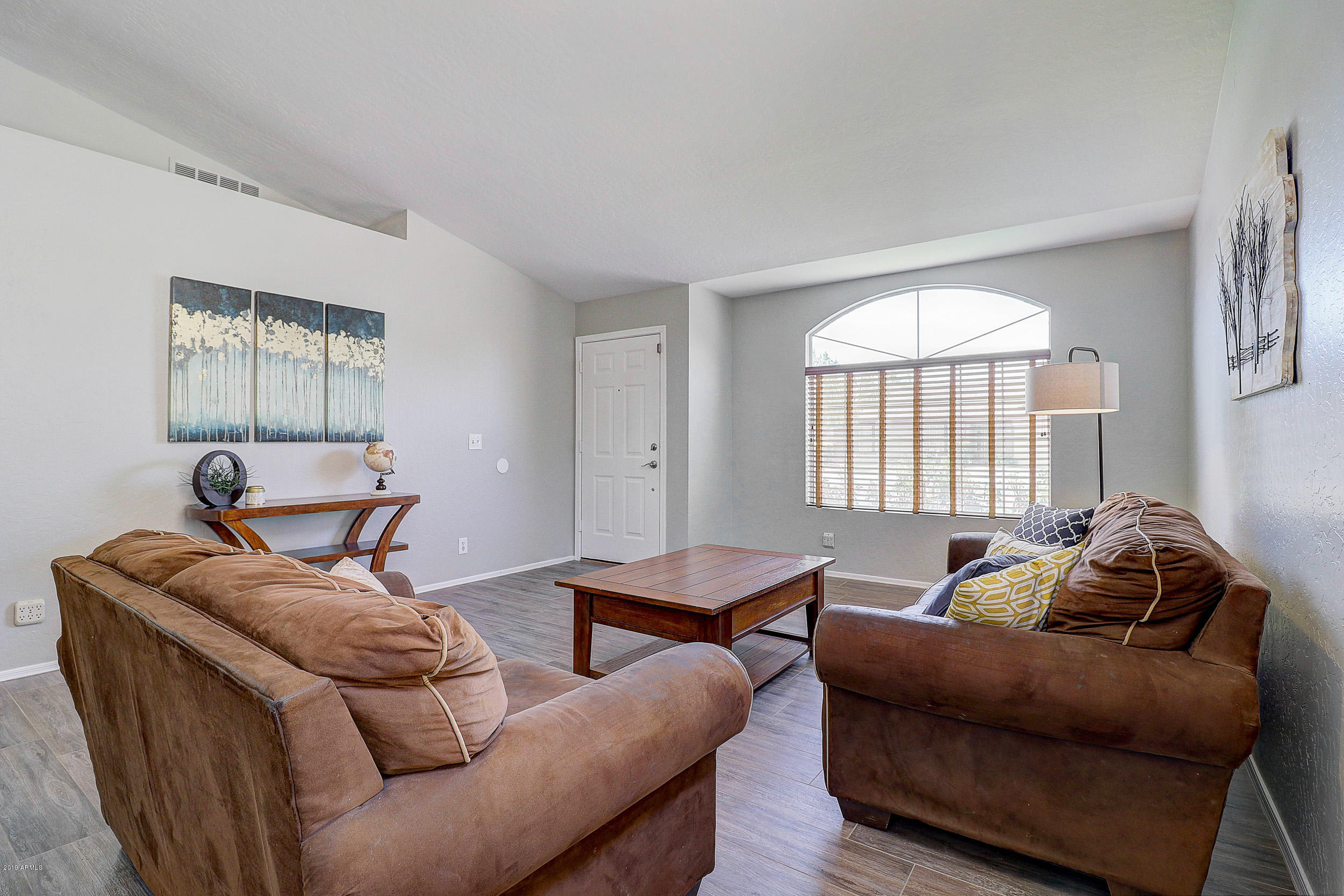 2046 East Devon Road Gilbert, AZ 85296 - Photo 8 of 30 B (4)