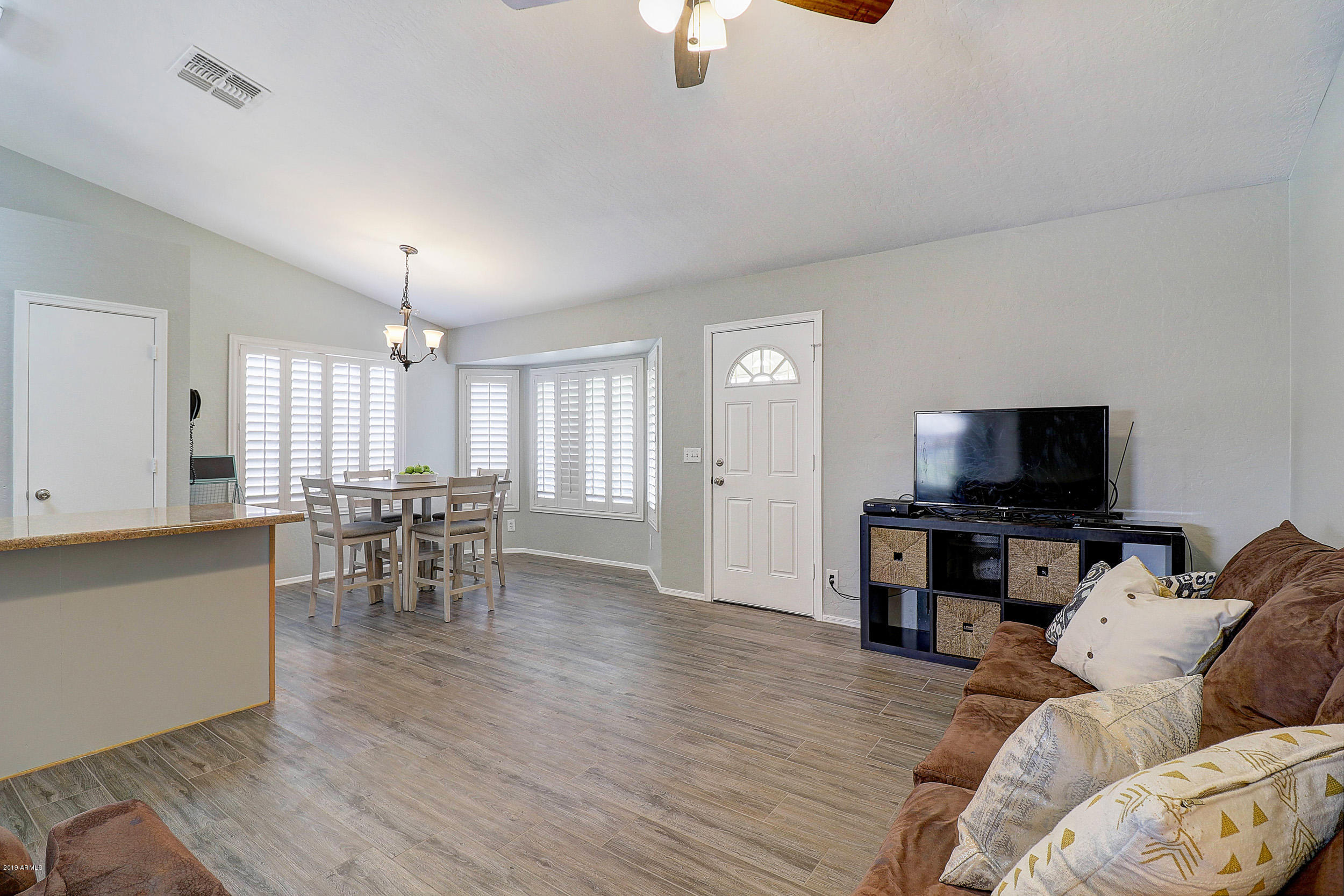 2046 East Devon Road Gilbert, AZ 85296 - Photo 10 of 30 B (6)