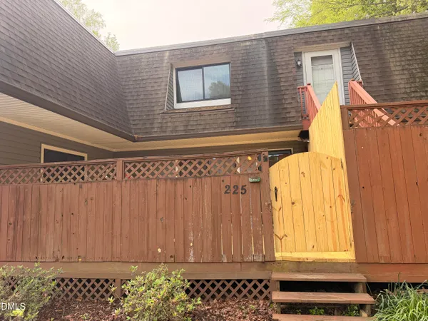 $260,000 | 225 Summerwalk Circle, Chapel Hill, NC 27517