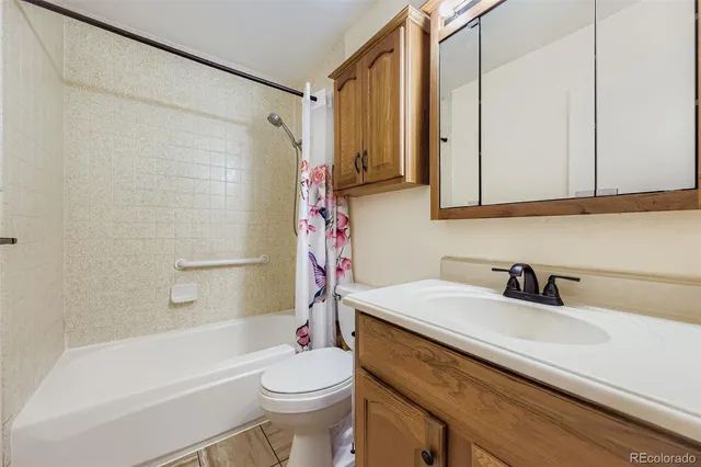 $350,000 | 1050 South Monaco Parkway, Unit 137, Denver, CO 80224