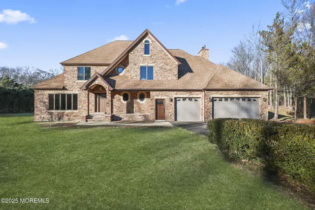 $1,895,000 | 268 Matchaponix Avenue, Monroe Township, NJ 08831