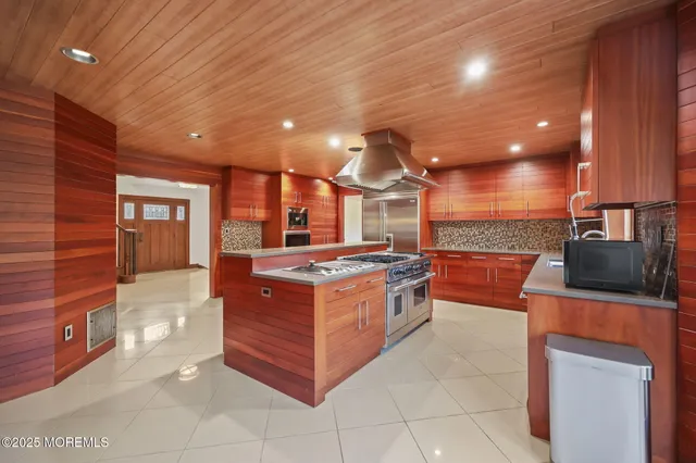 $1,795,000 | 268 Matchaponix Avenue, Monroe Township, NJ 08831