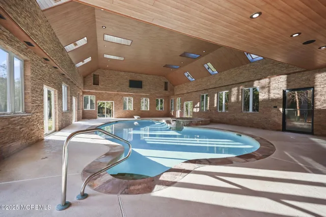 $1,795,000 | 268 Matchaponix Avenue, Monroe Township, NJ 08831