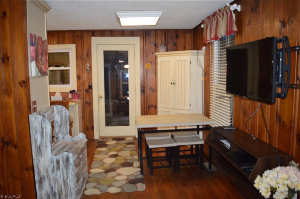 411 Country Club Road Mount Airy, NC 27030 - Photo 12 of 30 Gallery Image 12