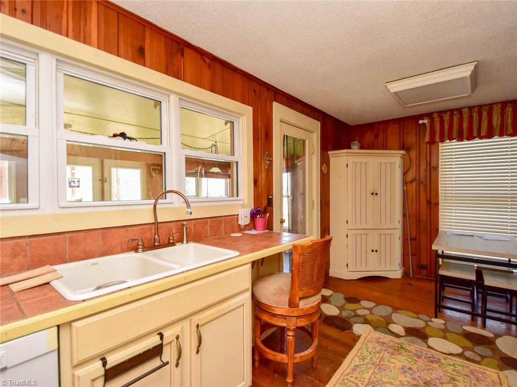 411 Country Club Road Mount Airy, NC 27030 - Photo 15 of 30 Gallery Image 15