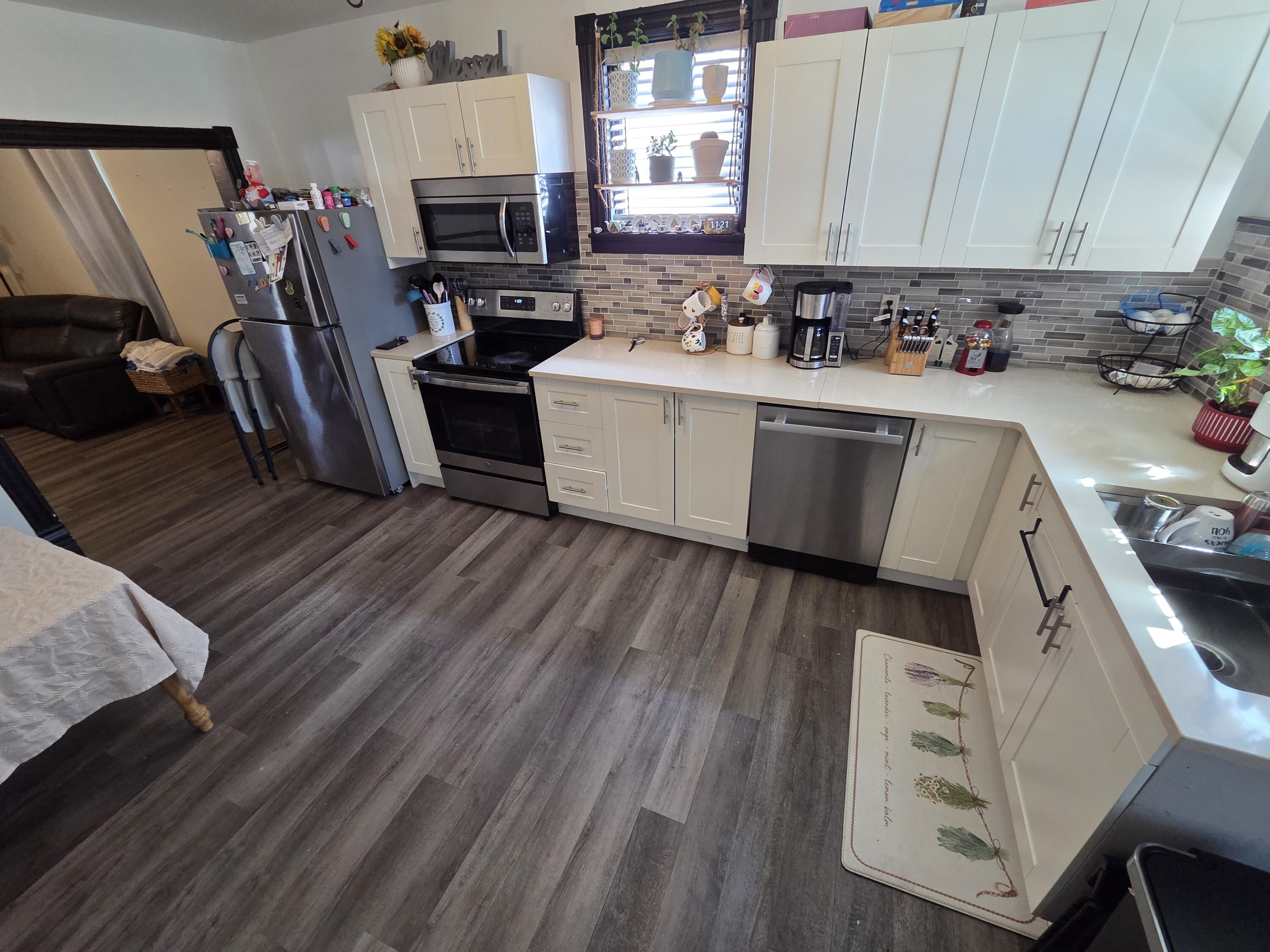 919 High Avenue Sheboygan, WI 53081 - Photo 8 of 23 20260425_112142