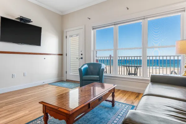 $549,000 | 83 Ocean Boulevard, Unit 404, Hampton, NH 03842