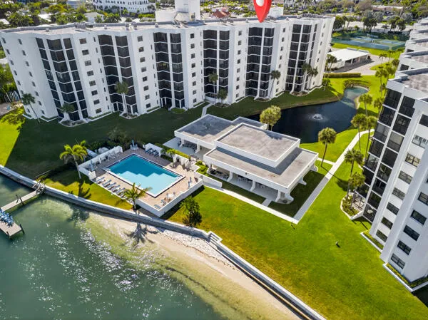$849,000 | 19800 Sandpointe Bay Drive, Unit 708, Tequesta, FL 33469