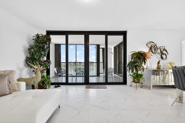$849,000 | 19800 Sandpointe Bay Drive, Unit 708, Tequesta, FL 33469