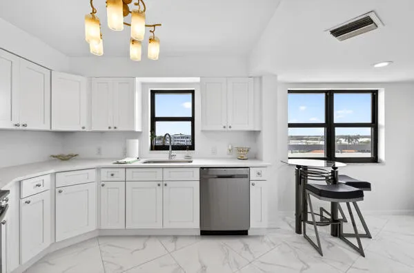 $849,000 | 19800 Sandpointe Bay Drive, Unit 708, Tequesta, FL 33469