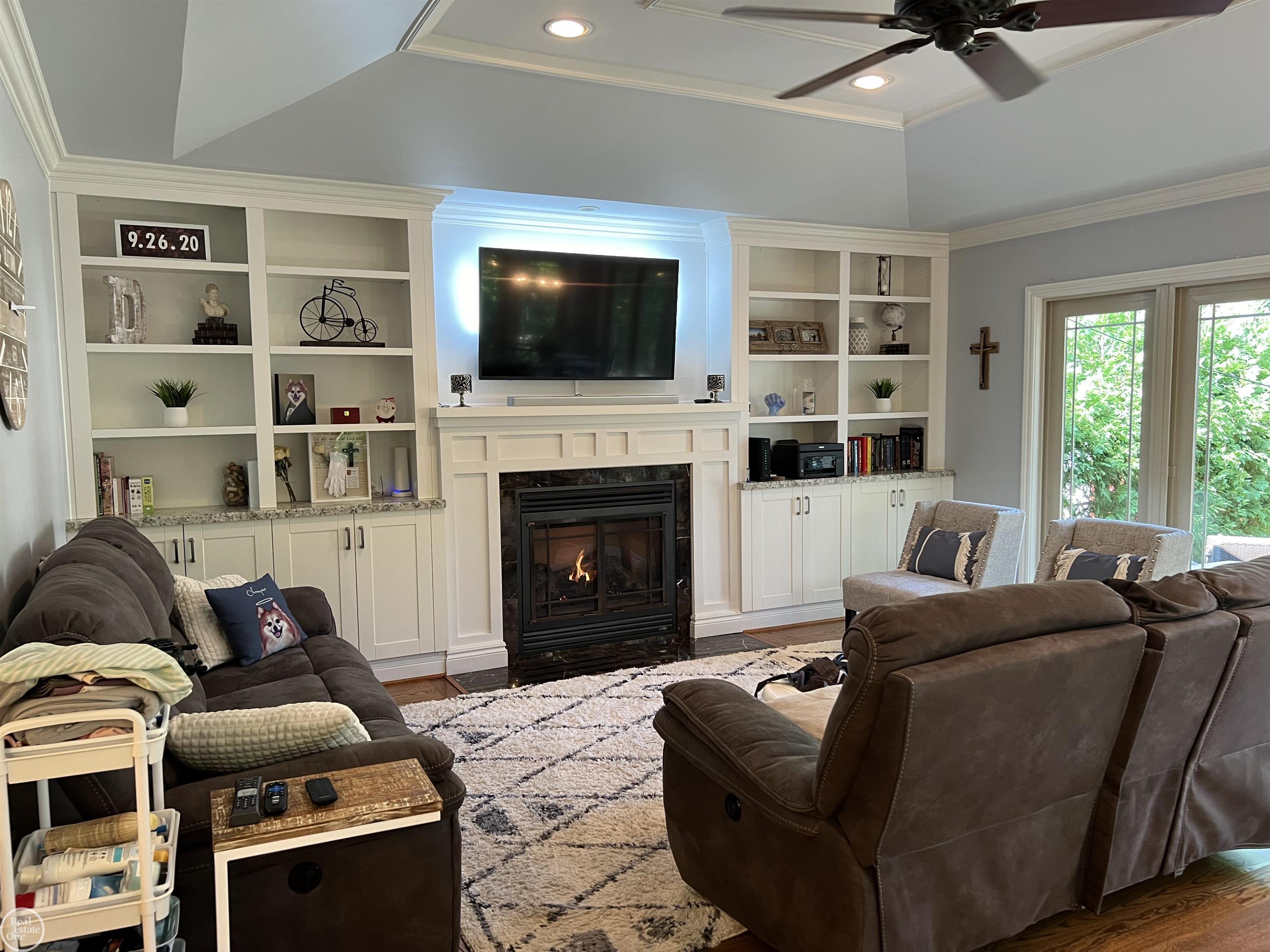 1870 Prestwick Road Grosse Pointe Woods, MI 48236 - Photo 29 of 66
