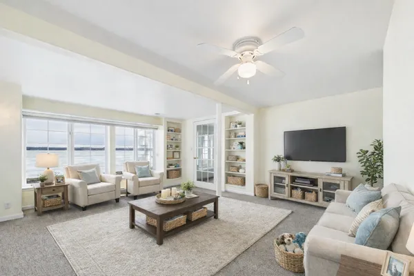 $750,000 | 27785 North Shore Drive, Starbuck, MN 56381