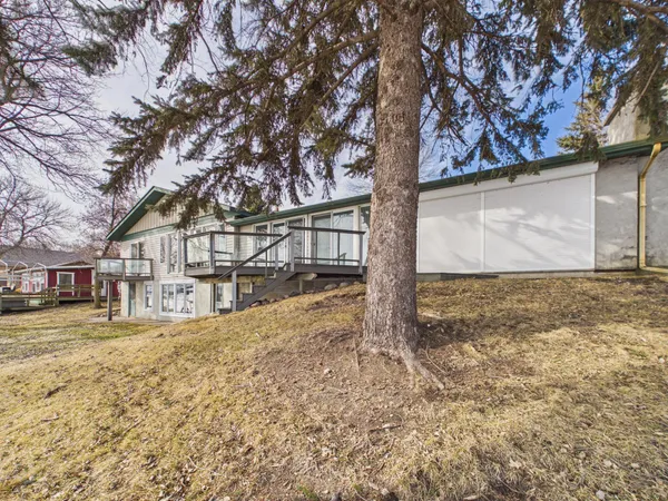 $750,000 | 27785 North Shore Drive, Starbuck, MN 56381