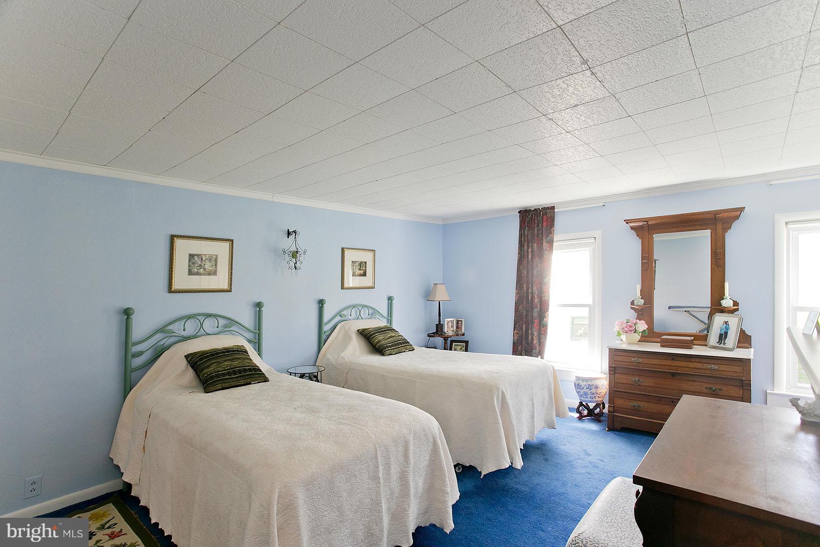 1236 Timber Ridge Road Berkeley Springs, WV 25411 - Photo 20 of 30 Bedroom