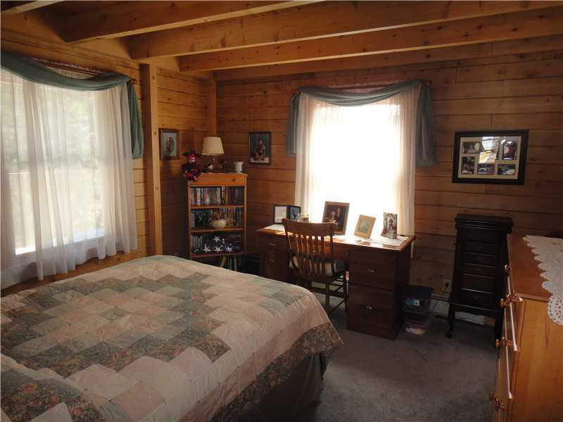 246 7 Islands Road Mapleton, ME 04757 - Photo 9 of 13 Bedroom. 1st floor bedroom