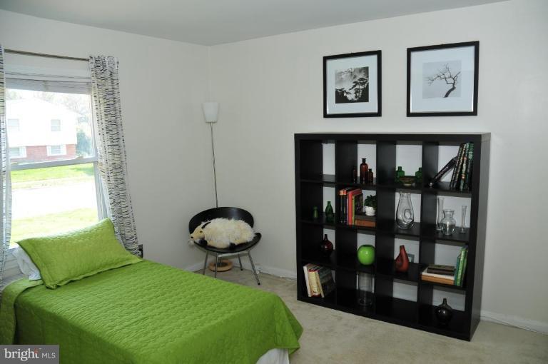 603 Poplar Road Sterling, VA 20164 - Photo 3 of 16 Bedroom #2