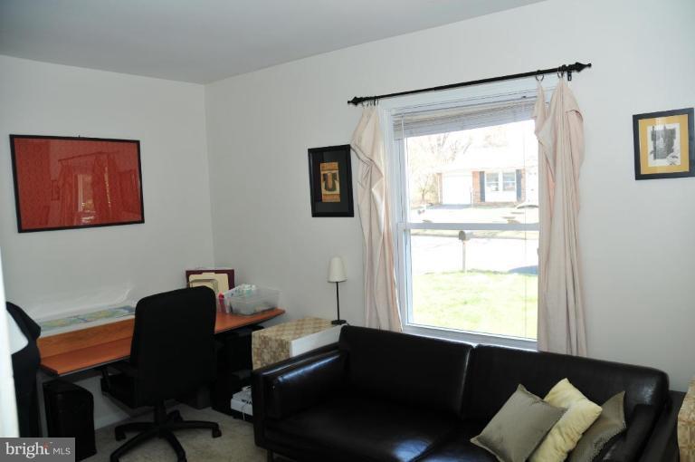 603 Poplar Road Sterling, VA 20164 - Photo 4 of 16 Bedroom #4