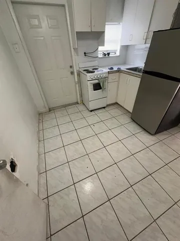 $495,000 | 2974 Northwest 97th Street, Miami, FL 33147